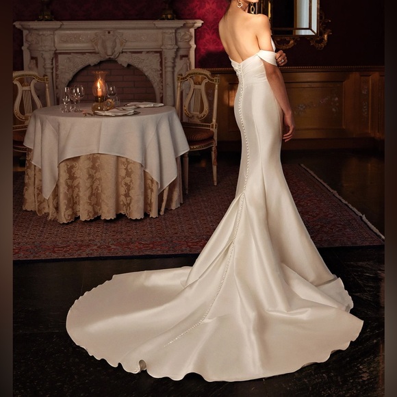 Justin Alexander Indigo Wedding Gown Sz 4 NWT - Picture 2 of 12